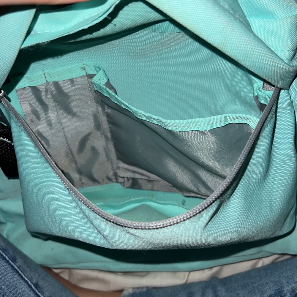 Backpack - Picture 3 of 4